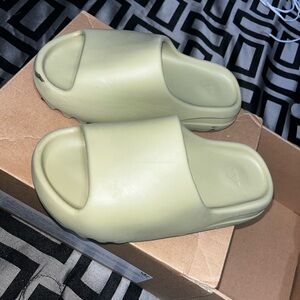 Yeezy Kids Slippers in Light Green